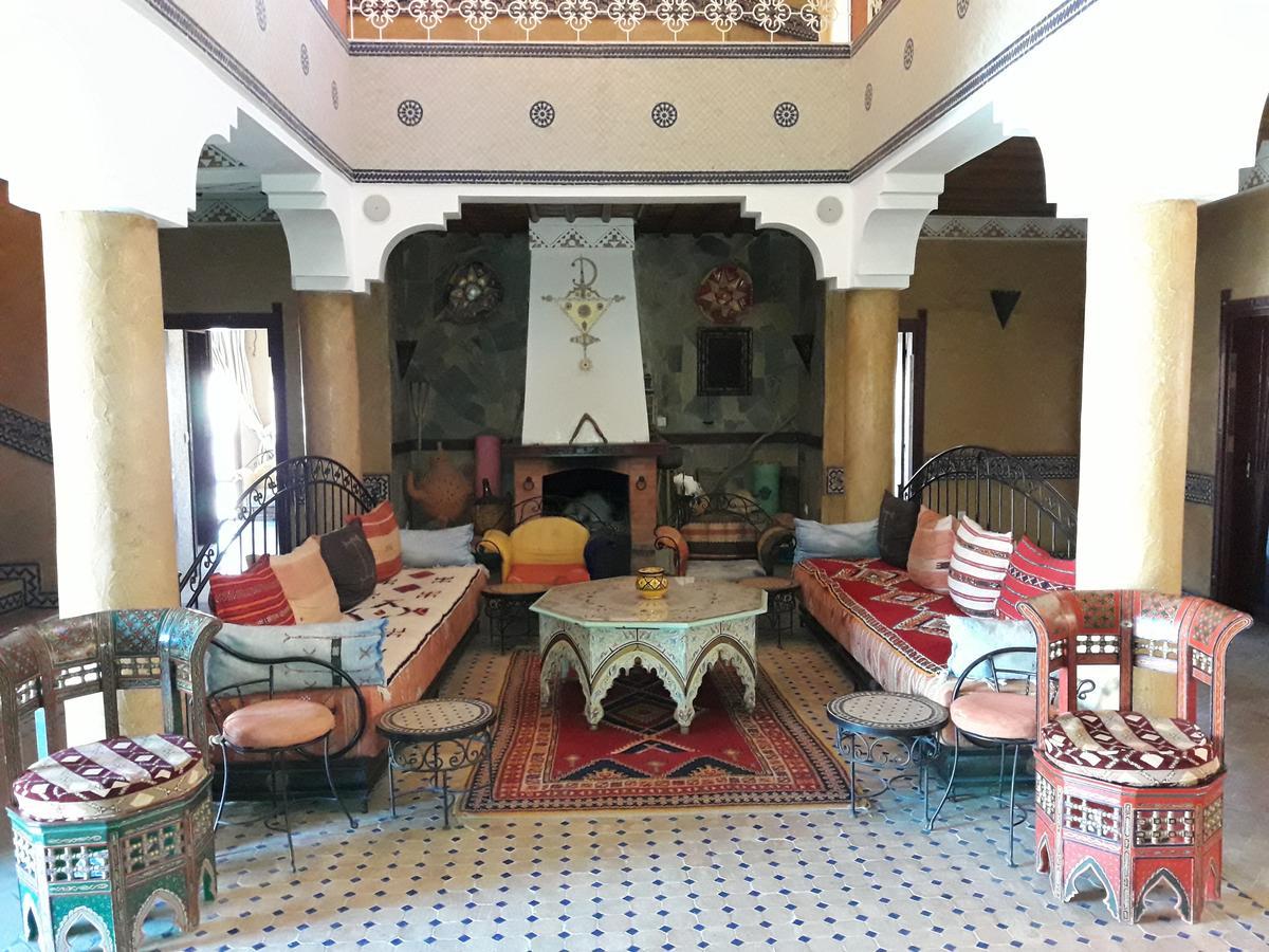 Hotel Salama Ste Sal- Ama Sud Sarl Au Тафраут Экстерьер фото